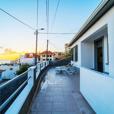 Ajuda Cozy House Villa ฟุงชาล ภายนอก รูปภาพ