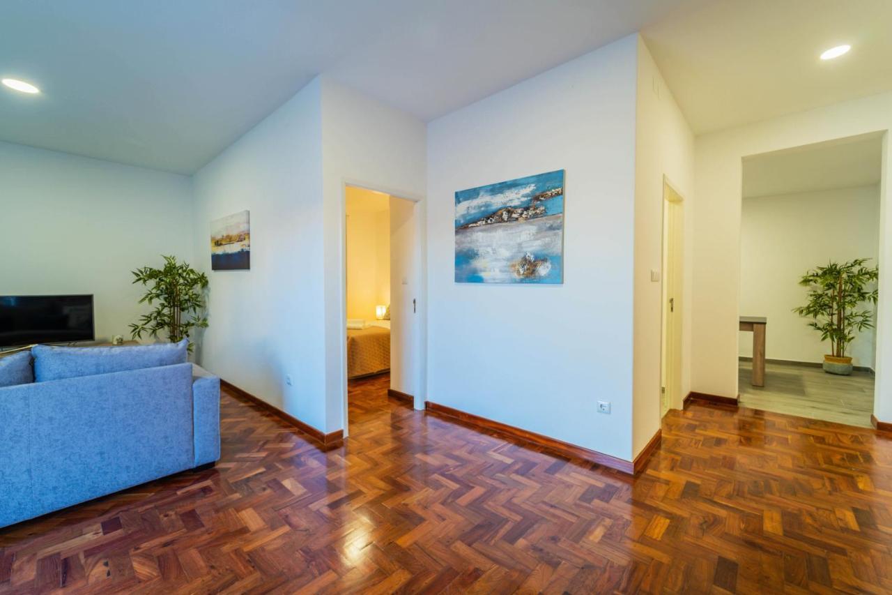 Ajuda Cozy House Villa ฟุงชาล ภายนอก รูปภาพ